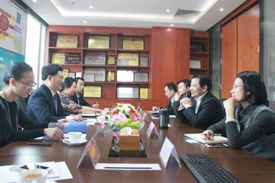 廣東財經大學王先慶教授團隊蒞臨廣貿天下開展經貿咨詢專題調研